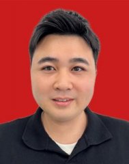 輔導(dǎo)員——曹旭東